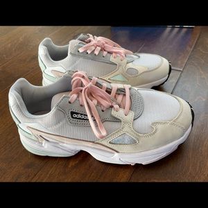 Adidas women’s sneakers size 8